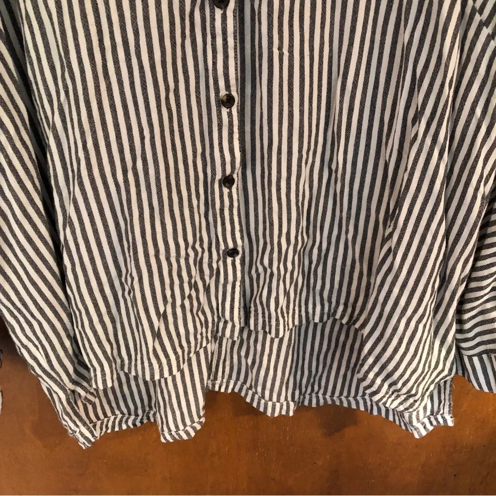 Urban Outfitters UO Oversized Grey Striped Button Down Lagenlook Nautical Shirt - Picture 5 of 13